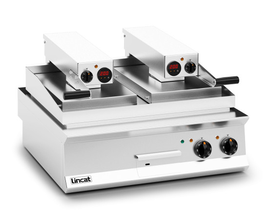 Контактний гриль Lincat OE8210/FR (1 x гладка + 1 x рифлена верхня поверхня)